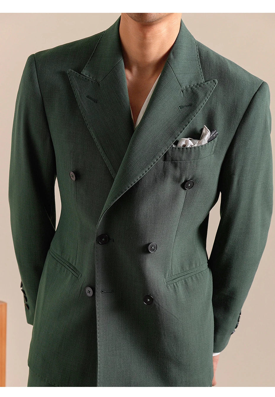 Eleganter Herrenanzug in Slim-Fit mit Blazer, Weste und Hose in Tiefblau – ideal für Hochzeit oder Business.