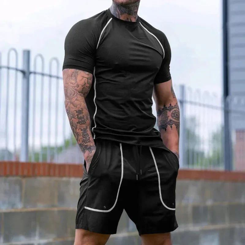 Lässiger Herren-Zweiteiler mit Rundhals und kurzen Ärmeln im sommerlichen Color-Blocking-Design