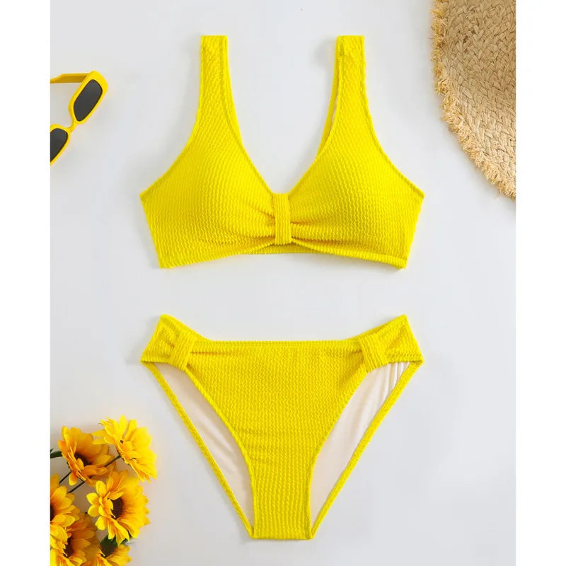 Braunes Bikini-Set mit Push-up-Effekt – verführerische Bademode für Strand und Pool