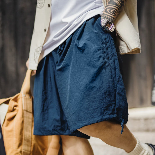 Herren Cargo-Shorts mit besticktem Navajo-Muster und elastischen Taillentaschen