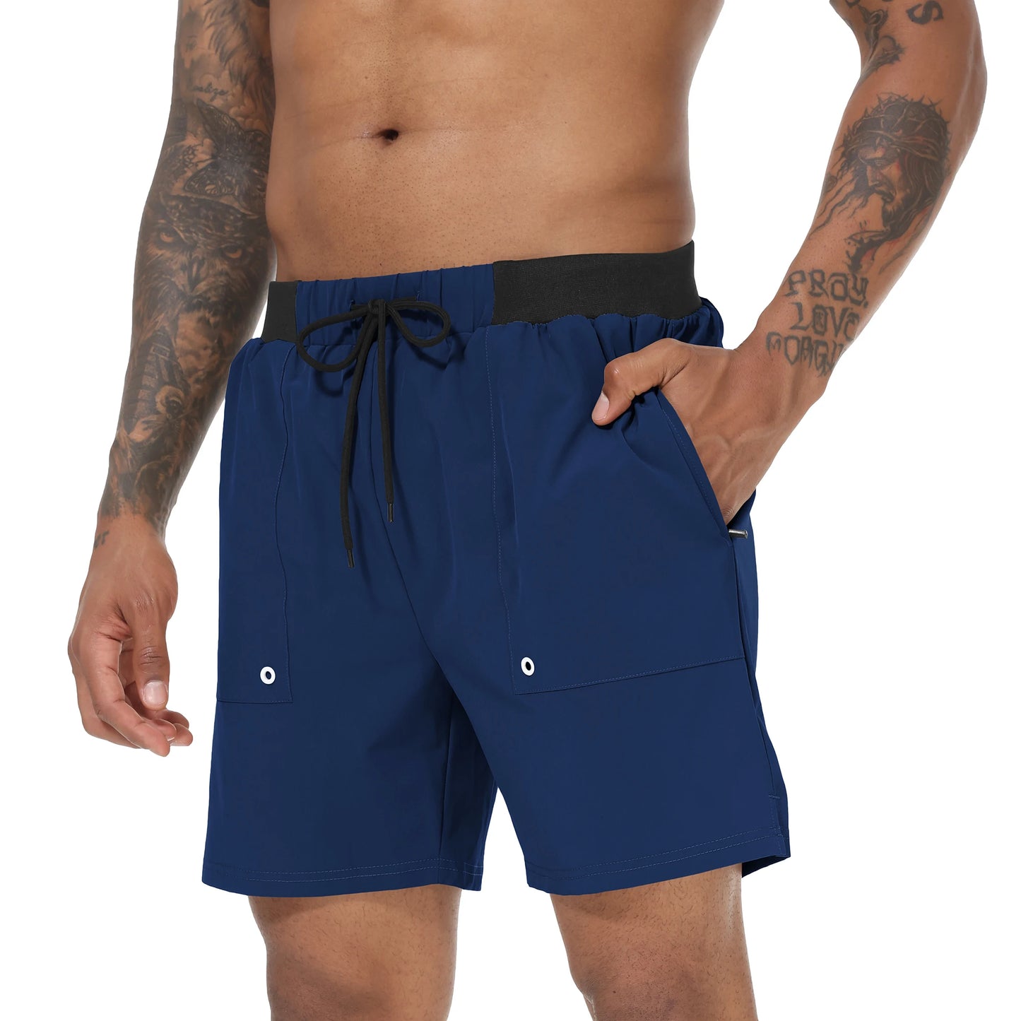 Sommerliche Herren-Badeshorts mit Camouflage-Streifen, schnelltrocknend, mit Reißverschlusstaschen und Mesh-Futter – ideal für Strand und Surfen.