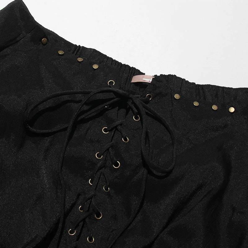 Elegantes Damen-Zweiteiler-Set mit Pailletten, langärmligem Oberteil und hoch taillierter, gerader Hose – schickes Outfit für besondere Anlässe.