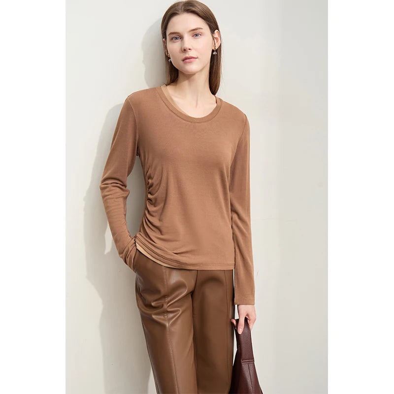 Damen T-Shirts im Minimalismus-Stil mit Patchwork für den Herbst 2024