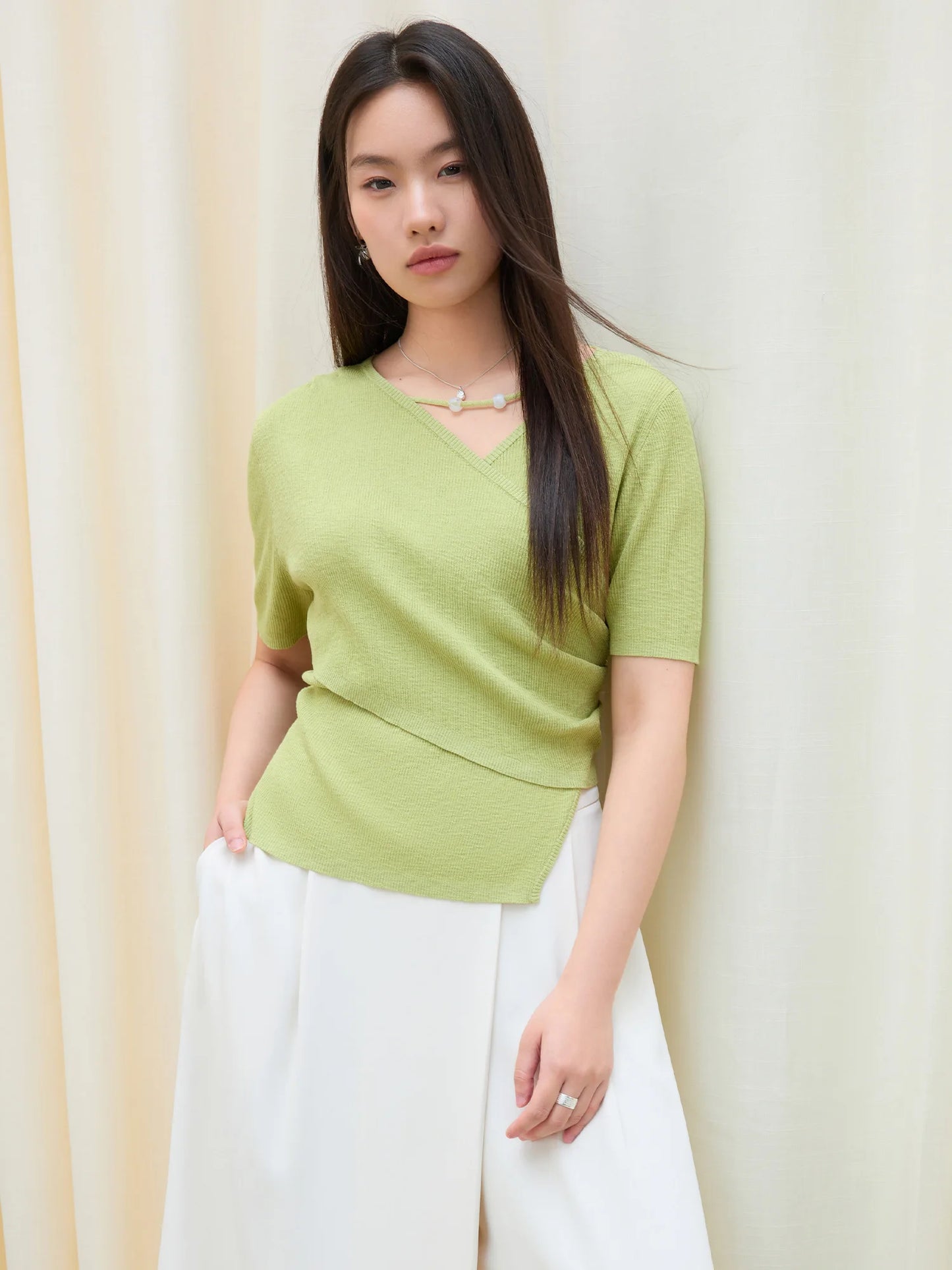 Damen-Polo-Shirt aus Baumwolle mit Polokragen, tailliertem Schnitt und abgerundetem Saum – ideal für den Sommer und den Alltag