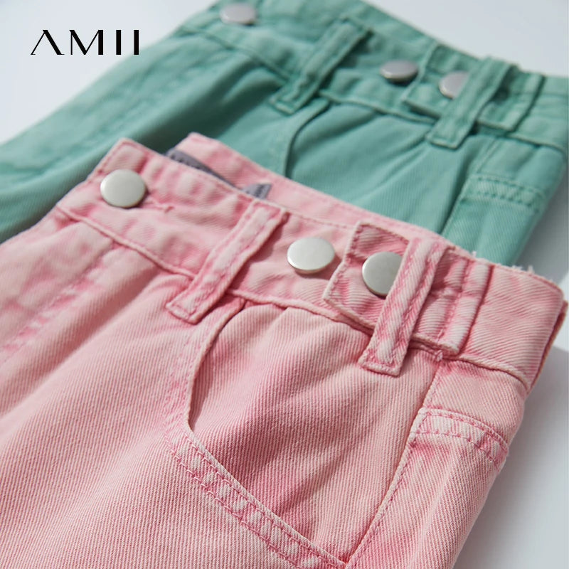 Damenjeans im minimalistischen Retro-Stil mit geradem Bein aus Baumwolle