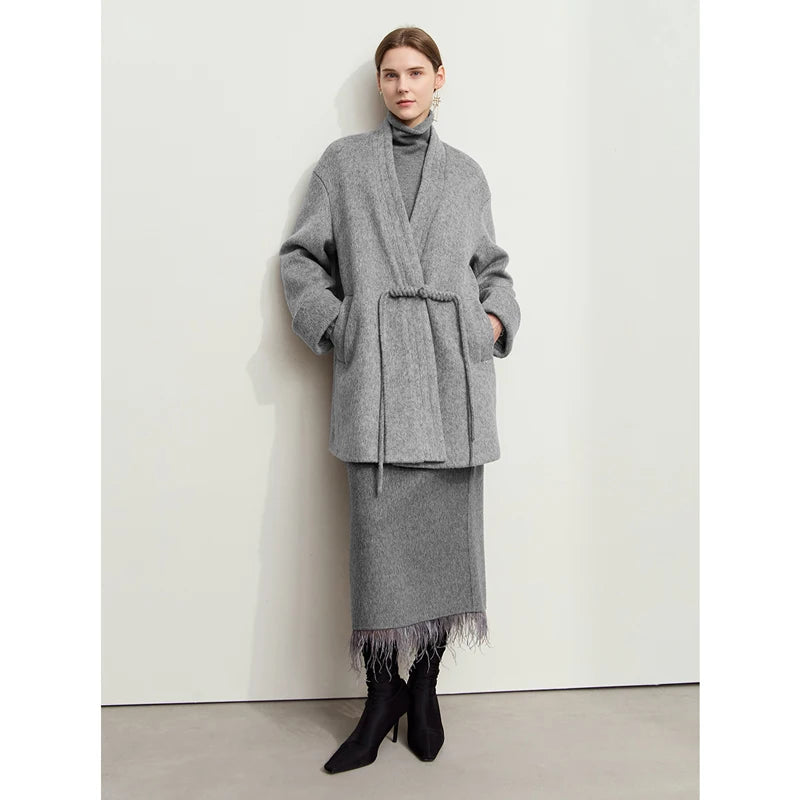 Damen Wollmantel im minimalistischen Neo-Chinesischen Stil mit V-Ausschnitt und Taschen
