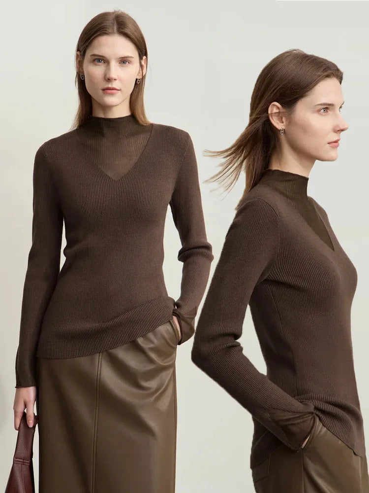 Damen Rollkragenpullover mit transparentem Panel aus der Winterkollektion 2024
