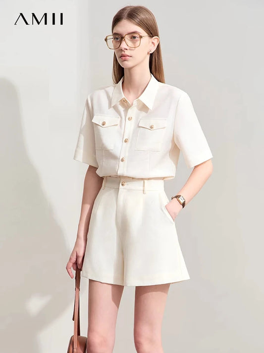 Damen Cargo-Shirt im minimalistischen Stil mit lässiger A-Linie und Taschen