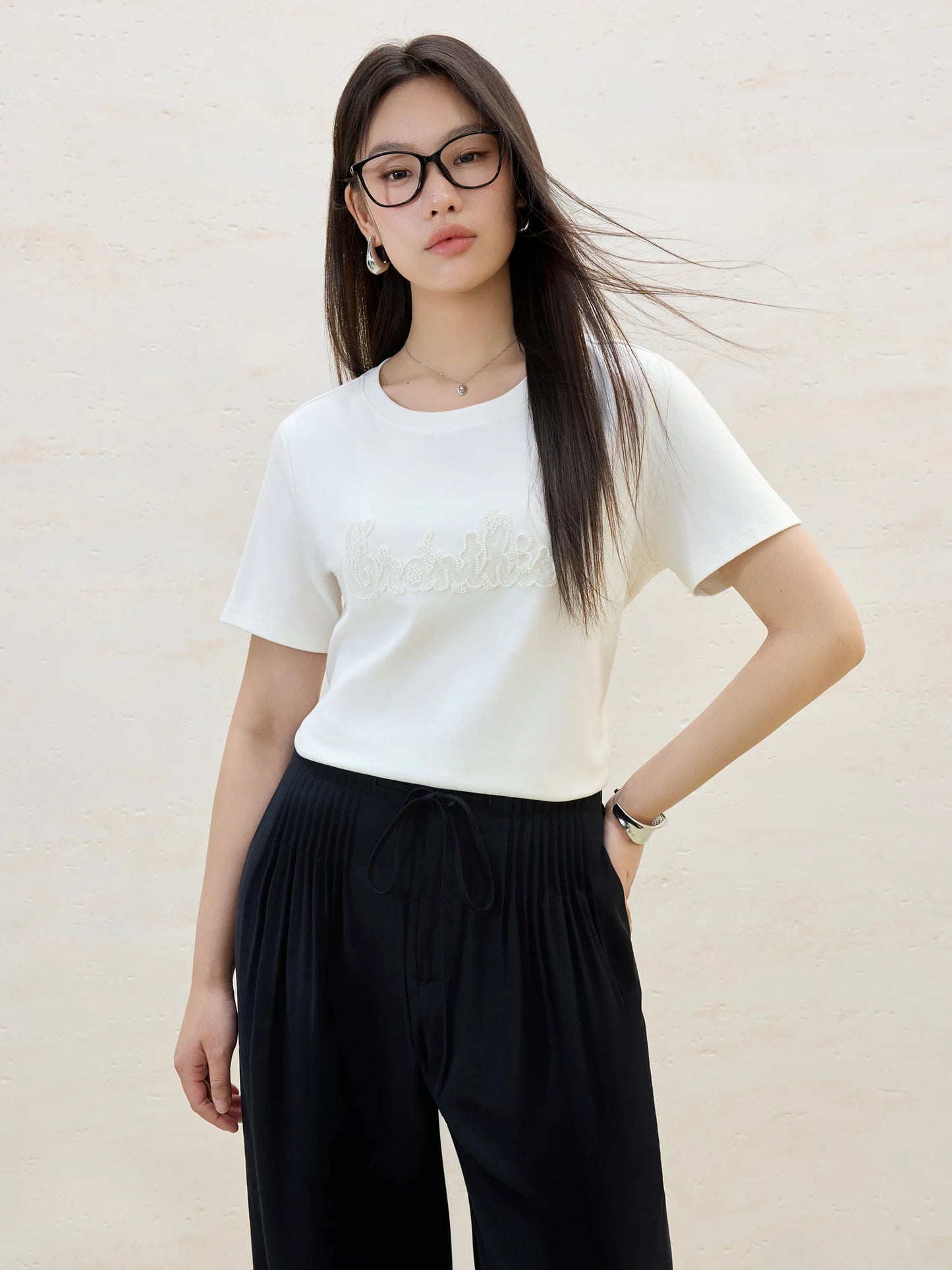 Elegantes Plus-Size Sommer-Shirt mit V-Ausschnitt und Doppellagen-Kragen für stilvolle Auftritte