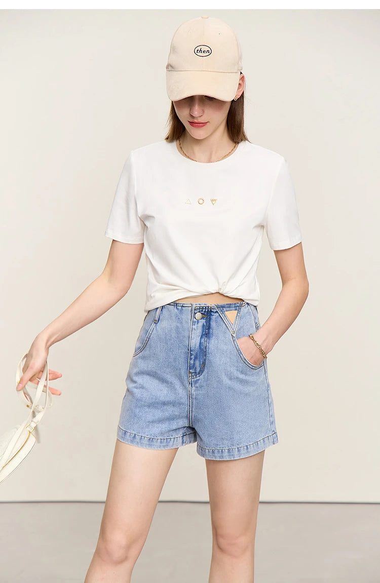 Damen T-Shirt mit O-Ausschnitt und geometrischer Dekoration aus antibakterieller Baumwolle