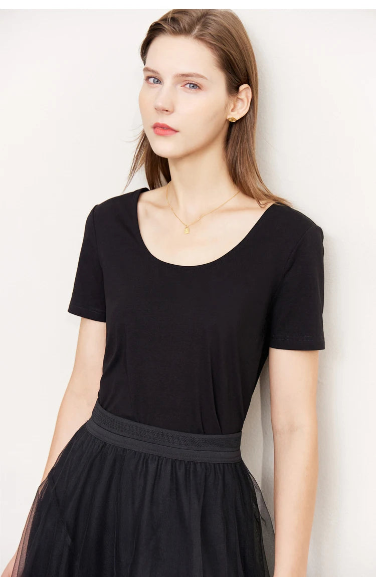 Damen T-Shirt aus mercerisierter Baumwolle mit V-Ausschnitt und Spitzen-Detail