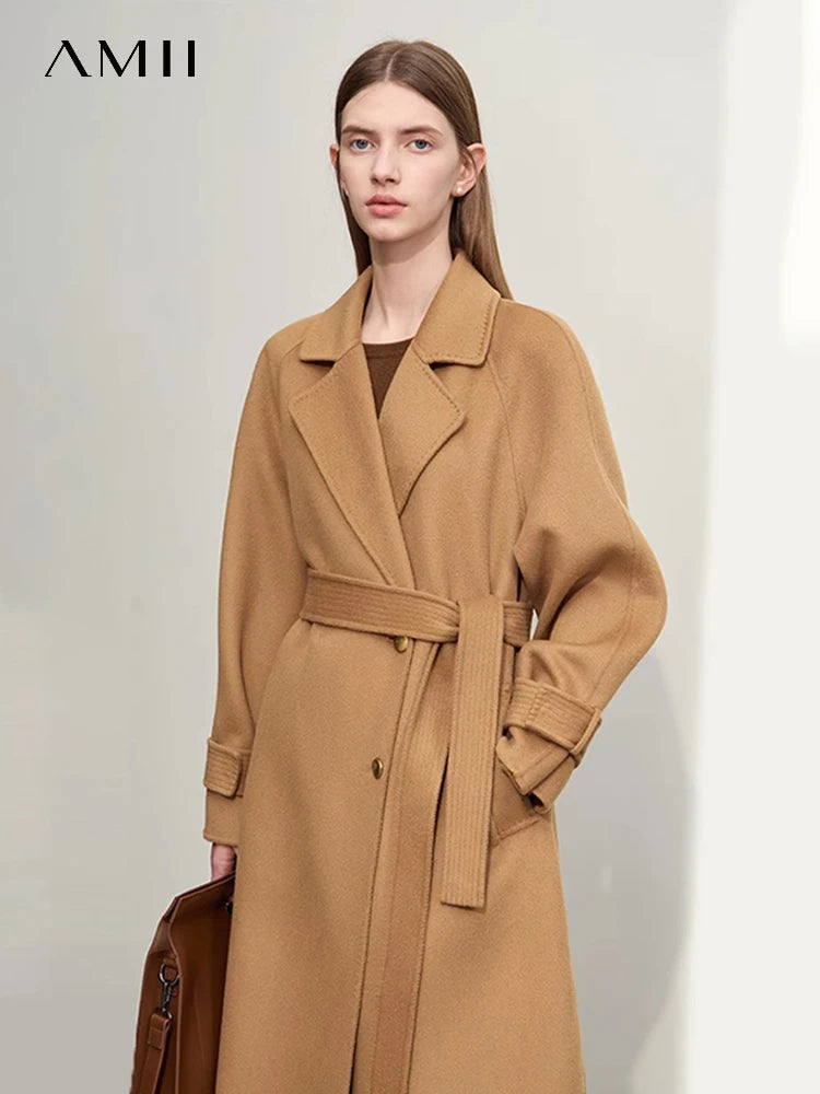 Damen Wollmantel im minimalistischen Design mit langem Gürtel und Raglanärmeln