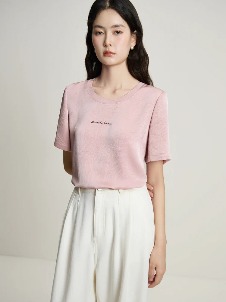 Damen-T-Shirt mit Puppenkragen – lässig, vielseitig und ideal für den Sommer.