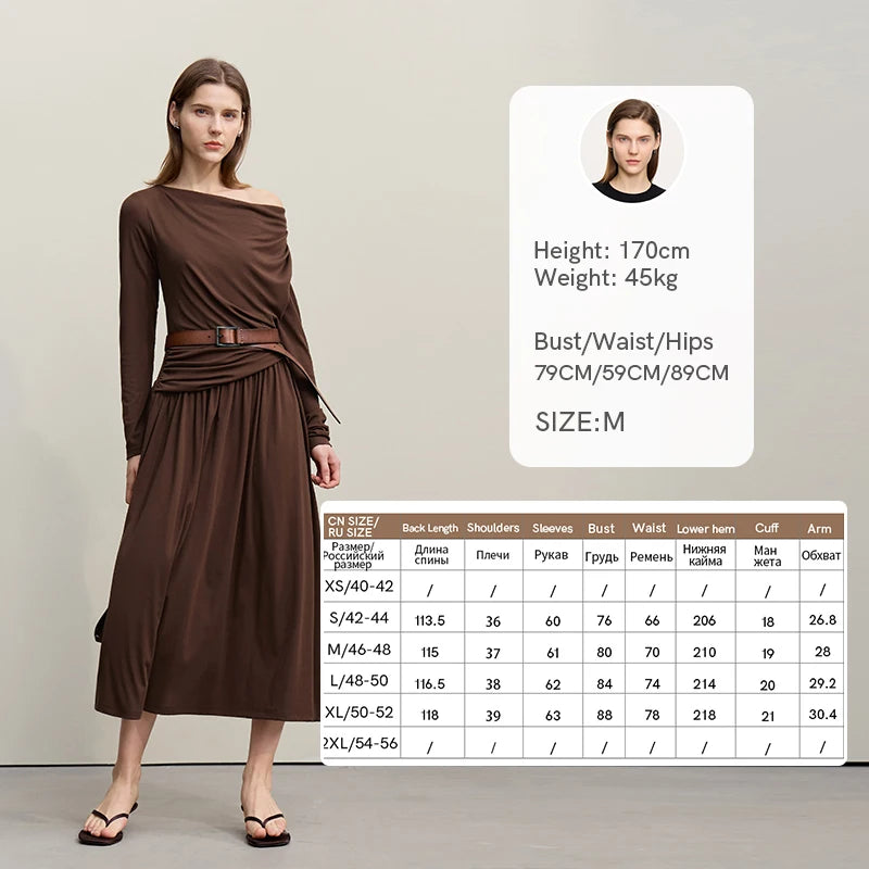 Elegantes Gestricktes Damenkleid Mit Wasserfallausschnitt Und A-Line