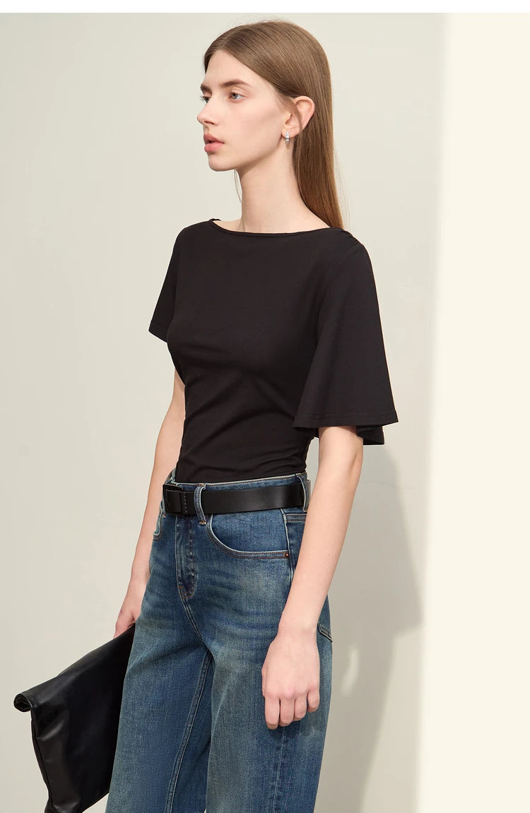 Damen T-Shirt im Minimalismus-Stil mit asymmetrischem Slash Neck und Raffen