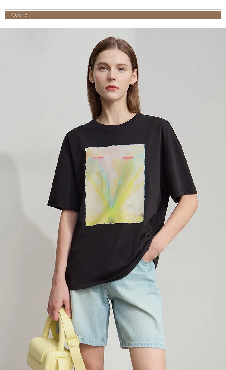 Damen T-Shirt im minimalistischen Stil mit Druck und Rundhals-Ausschnitt