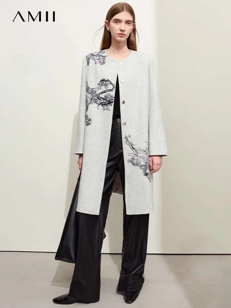 Damen Wollmantel im minimalistischen chinesischen Stil mit eleganter Stickerei