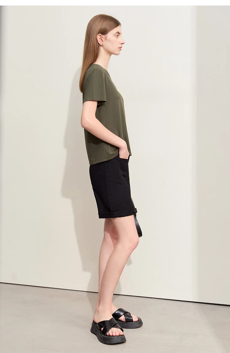 Damen T-Shirt im Minimalismus-Stil mit O-Ausschnitt und Stickerei