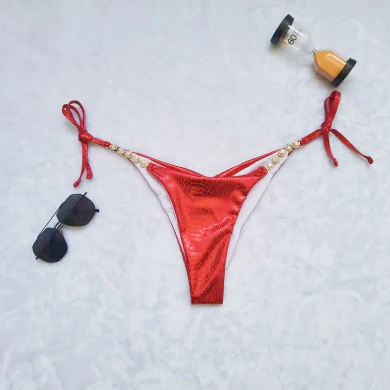 Dreiteiliger Damen-Bikini im brasilianischen Stil – ideal für Strand und Pool