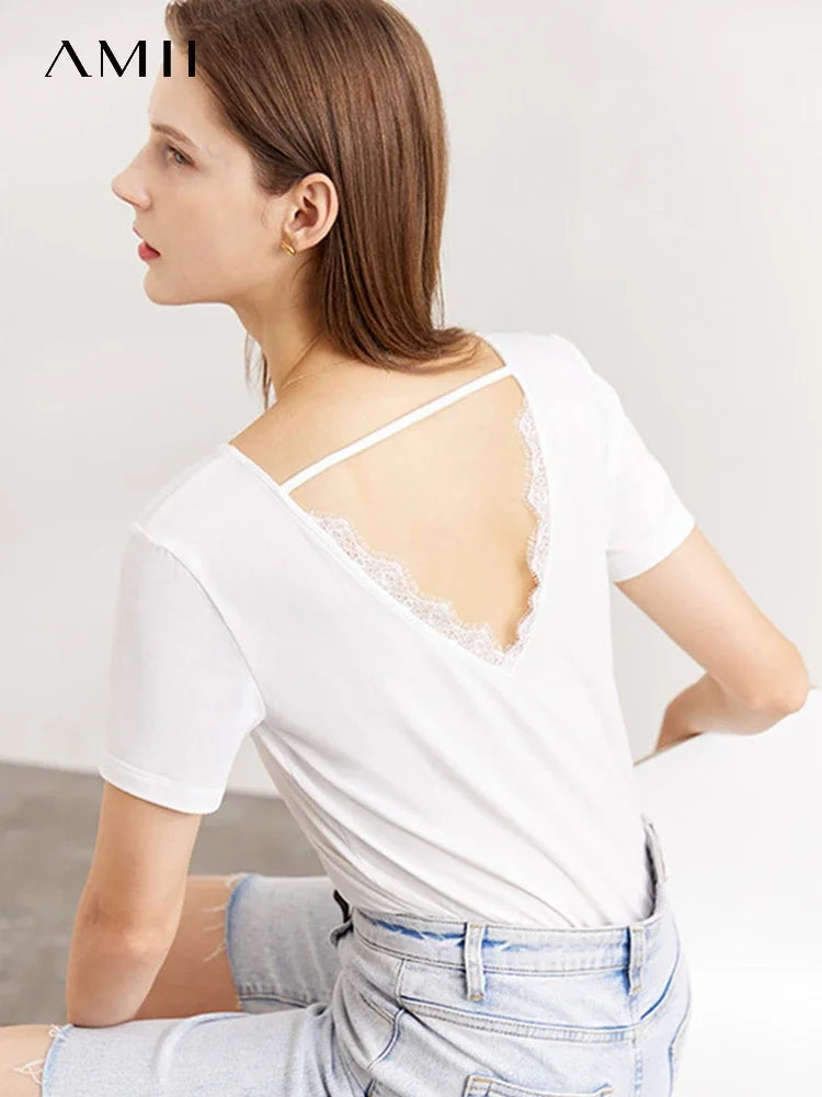 Damen T-Shirt aus mercerisierter Baumwolle mit V-Ausschnitt und Spitzen-Detail