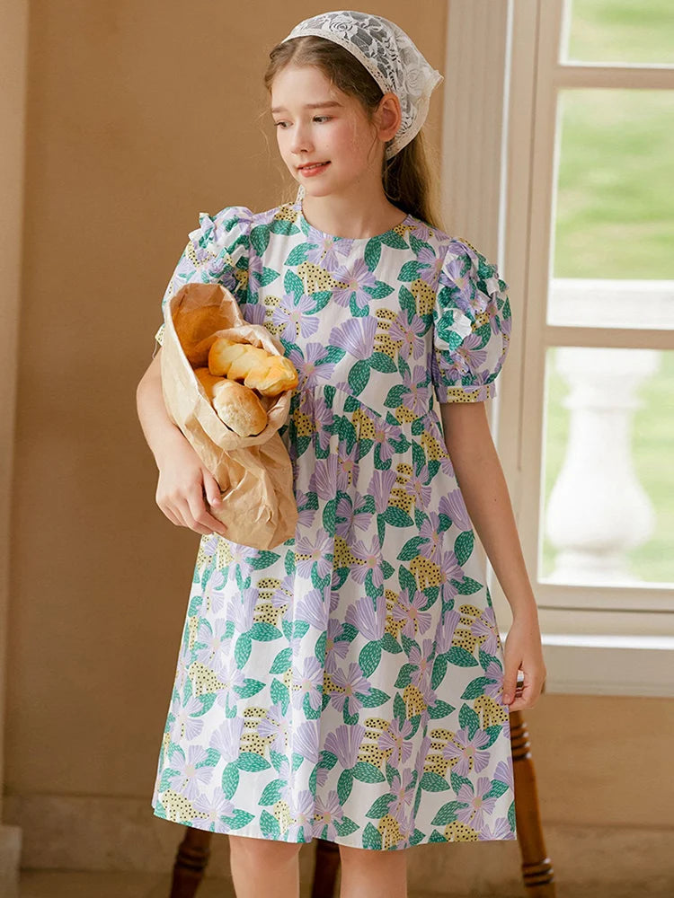 Kurzes Mädchen-Kleid mit Puffärmeln und Cheongsam-Design, Patchwork aus Gaze in Lila-Blau, mit Perlenknöpfen – für Kinder von 3 bis 12 Jahren.