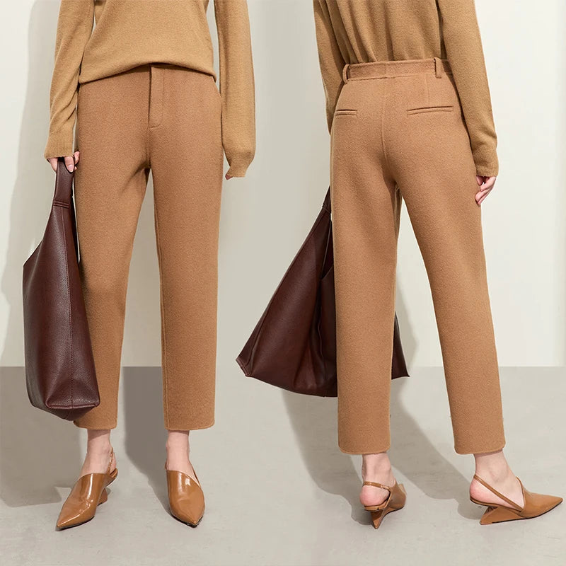 Damen Wollmantel im minimalistischen Stil mit Gürtel und gekerbtem Kragen