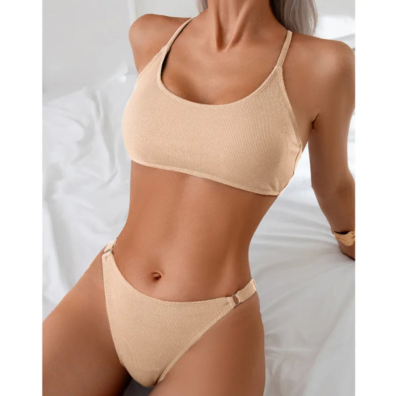 Einfarbiger verführerischer Bikini für Damen – Badeanzug im brasilianischen Stil für Strand und Pool