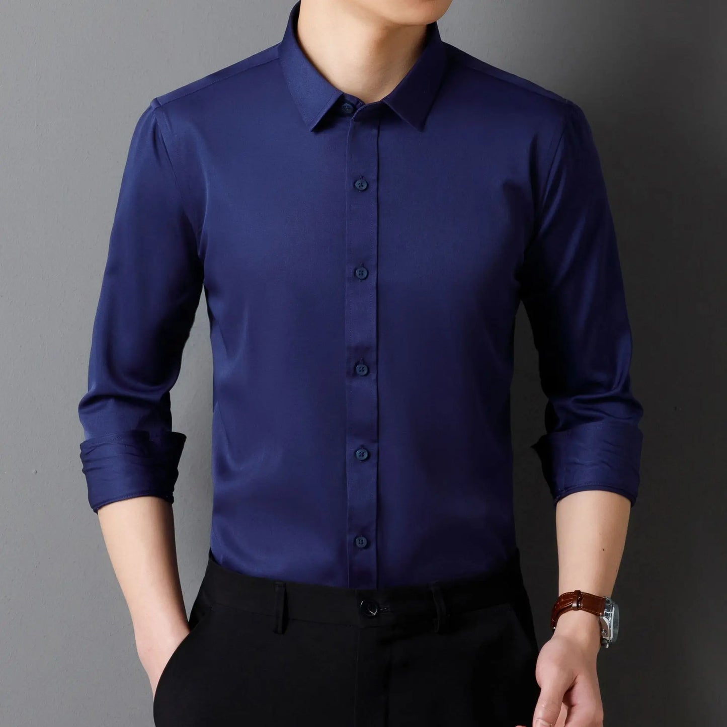 Modisches Herren-Langarmshirt mit Stehkragen und Print – lässiger Pullover für den Alltag