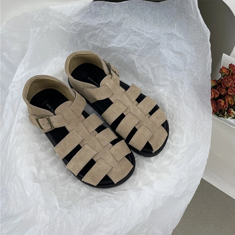 AIYUQI Damensandalen 2025, neue gewebte hohle römische Sandalen für Frauen, Sommer, große Schweinekäfig-weibliche Schuhe