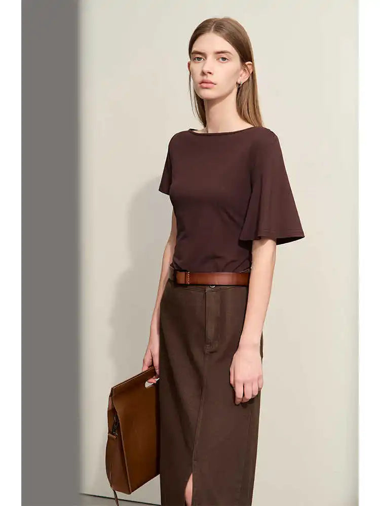Damen T-Shirt im Minimalismus-Stil mit asymmetrischem Slash Neck und Raffen