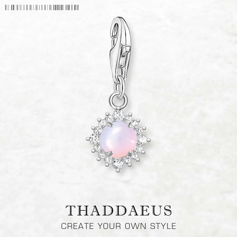 Rosa Opal-Anhänger aus 925er Sterlingsilber, runder Strasskranz mit seitlicher Schlaufe