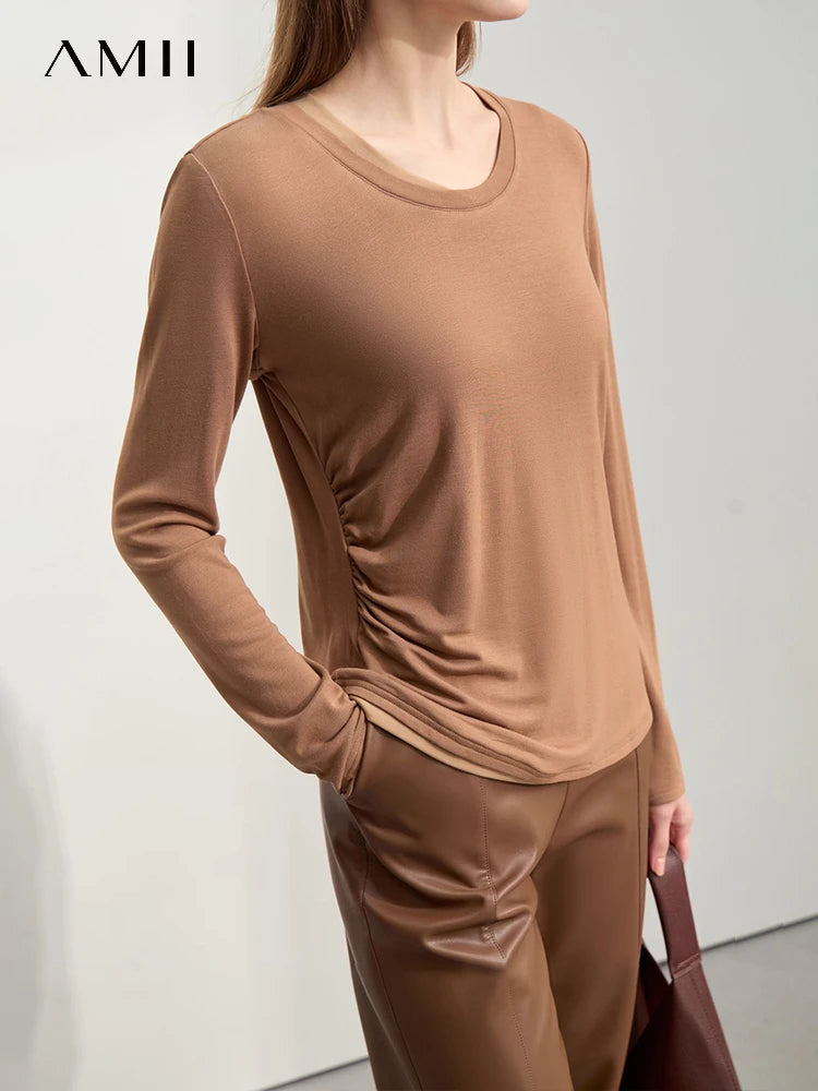 Damen T-Shirts im Minimalismus-Stil mit Patchwork für den Herbst 2024