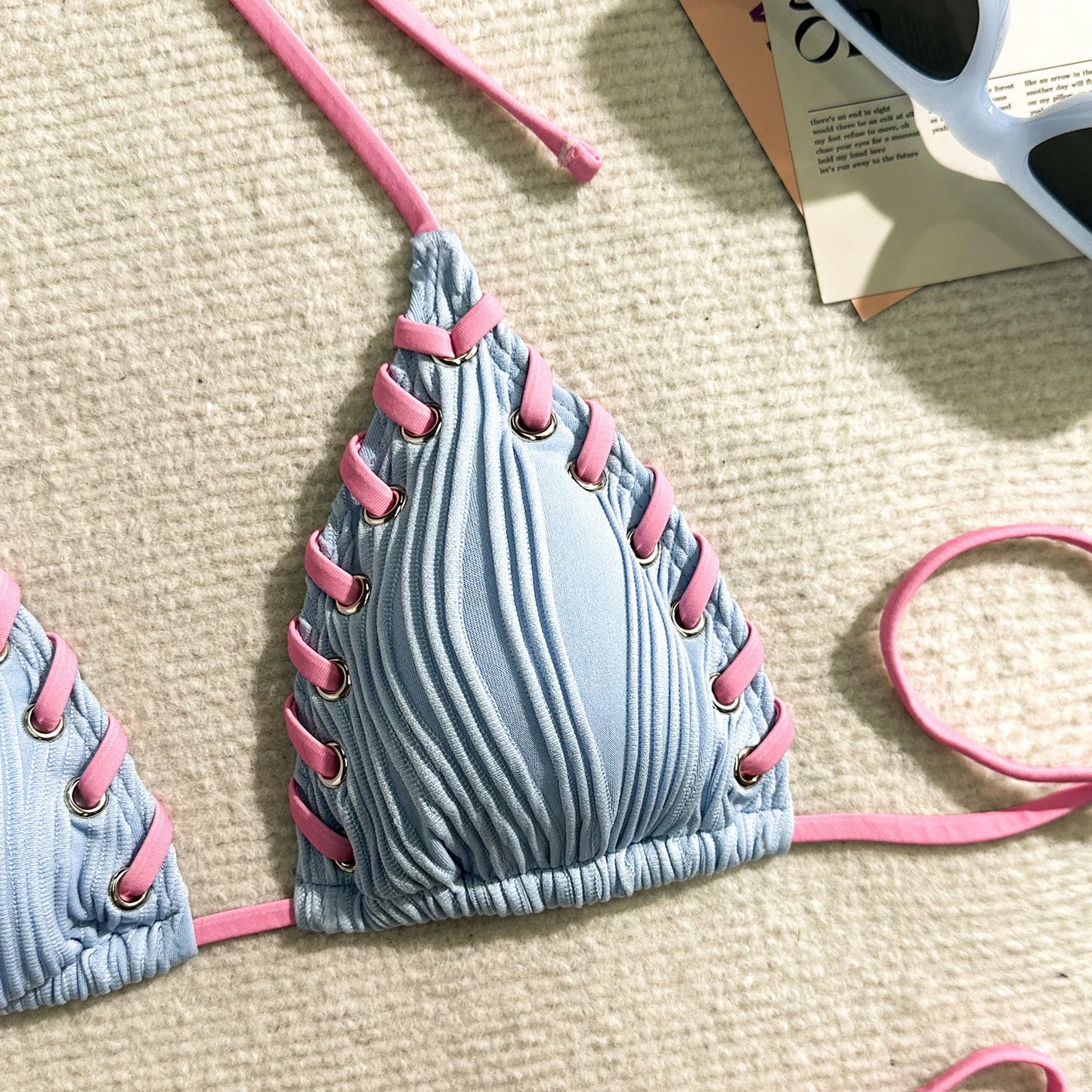 Weißer Push-Up-Bikini im brasilianischen Stil für Damen – ideal für Strand und Pool