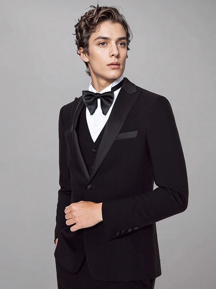 Luxuriöses Herren Anzugset: Eleganter Schwarzer Smoking für Hochzeit, Business und Abendveranstaltungen
