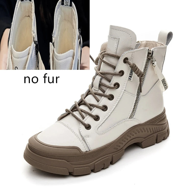 Cremefarbener Damensneakerstiefel mit Schnürung, Reißverschluss und robuster Profilsohle