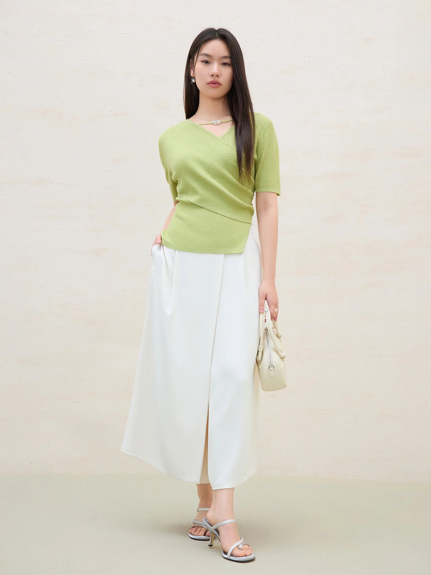 Damen-Polo-Shirt aus Baumwolle mit Polokragen, tailliertem Schnitt und abgerundetem Saum – ideal für den Sommer und den Alltag