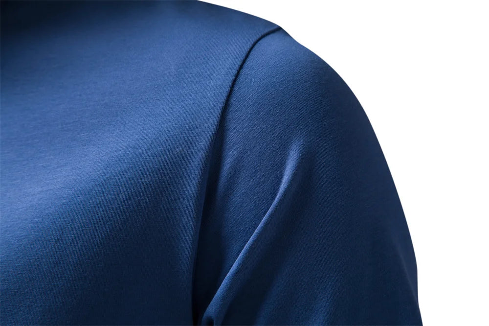 Herren T-Shirt aus 100 Prozent Baumwolle im lässigen Sommer-Stil