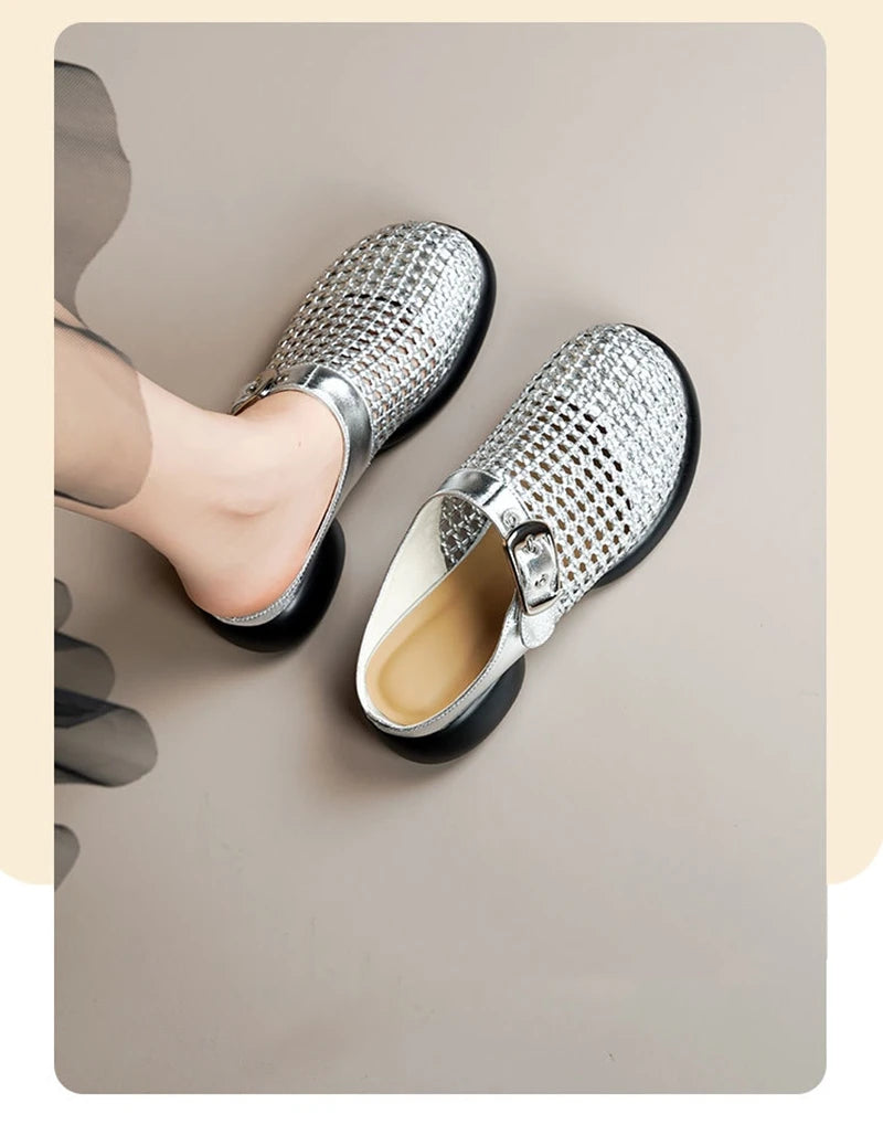 AIYUQI frauen Maultiere Hausschuhe 2025, Neue Mittlere Ferse Geflochtene Geschlossene Zehe Frauen Hausschuhe Sommer Große Größe Hohl Weibliche Schuhe