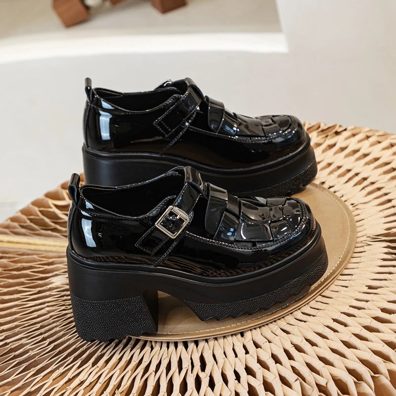 AIYUQI Echtes Leder Frauen Sandalen 2025, Neue Mode High-heel Sandalen Frauen Geschlossene Zehen Plattform Römischen Sandalen Frauen