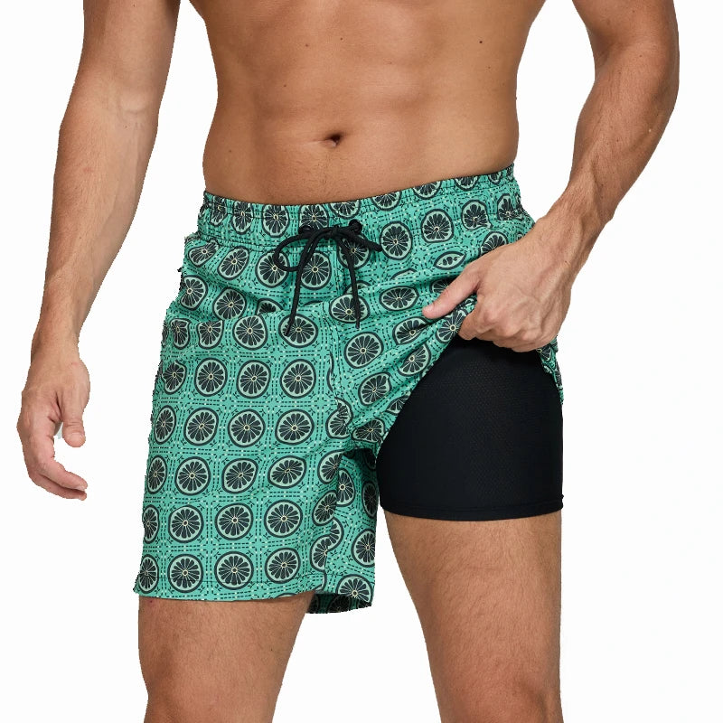 Schnelltrocknende Herren-Badehose mit niedrigem Schnitt – ideal für Strand und Fitness