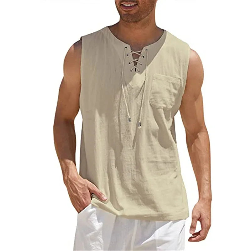 Ärmelloses Herren-Strickoberteil mit Rundhalsausschnitt und Hohldesign – ideal für den Sommer.