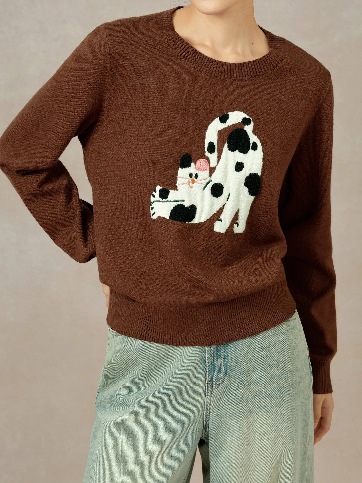 Damen-Sweatshirt-Set in Apricot mit Reißverschluss-Hoodie und elastischer Taillenbund, ideal für den Herbst und sportliche Anlässe.