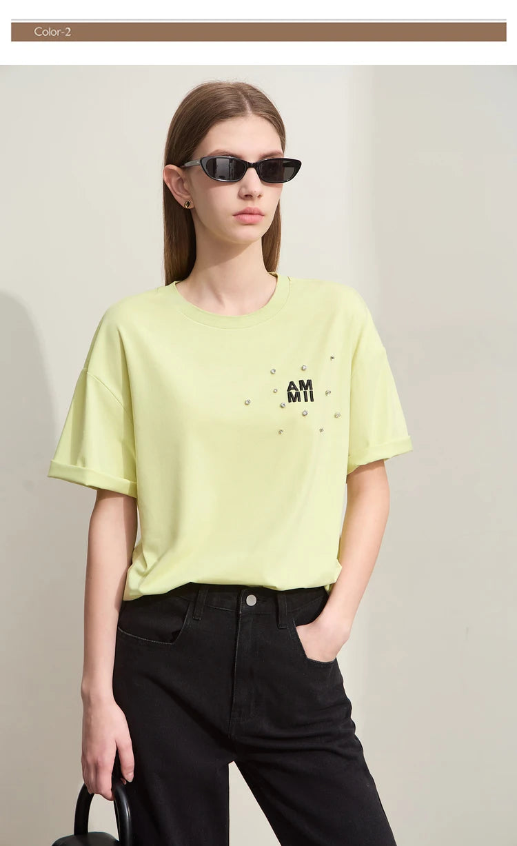Damen T-Shirts im Minimalismus-Stil mit Stickerei und lässigen Ärmeln