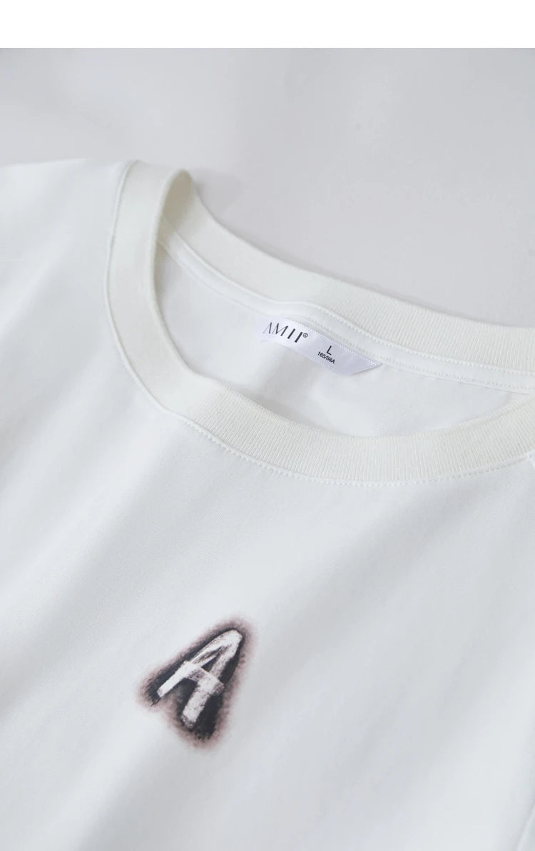 Damen T-Shirts im minimalistischen Stil mit lässigem O-Ausschnitt und Druck