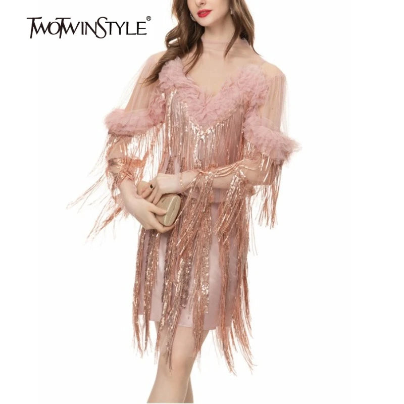Ärmelloses A-Linien-Kleid mit Rückenausschnitt und Applikationen – femininer Look mit eckigem Ausschnitt und hohem Bund