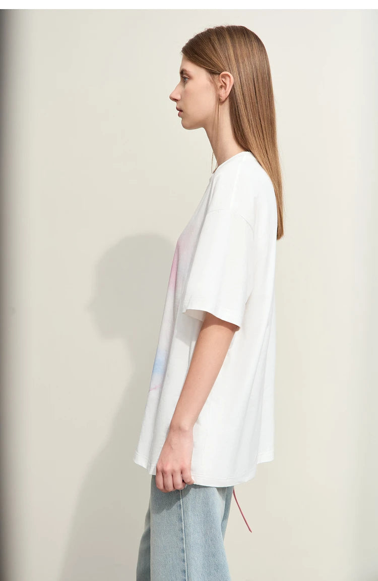 Damen T-Shirts im Minimalismus-Stil mit abstraktem Druck aus Baumwolle