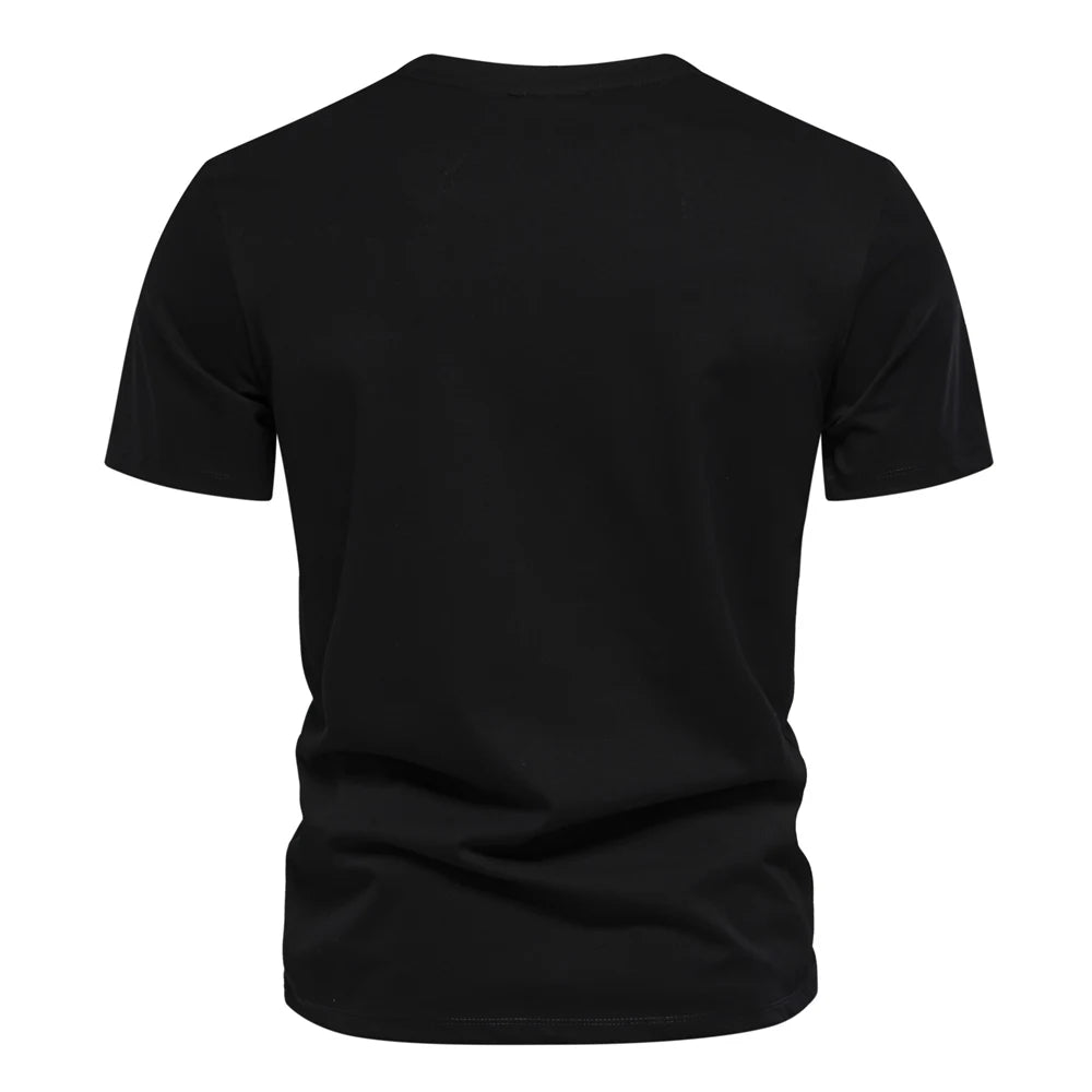 Herren T-Shirt aus Baumwollmischung mit hochwertiger Stickerei und Kurzarm