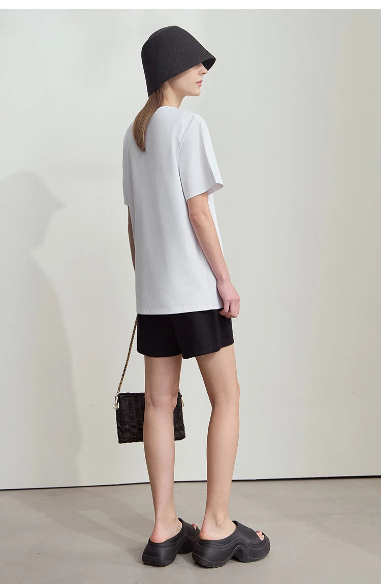 Damen T-Shirt mit minimalistischem O-Ausschnitt und Pailletten-Verzierung