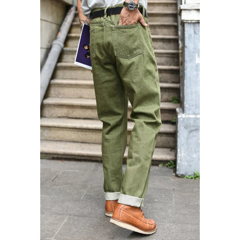 Herren Jeans in Vulkanisiertem Olivgrün mit Slim Fit und Reißverschluss