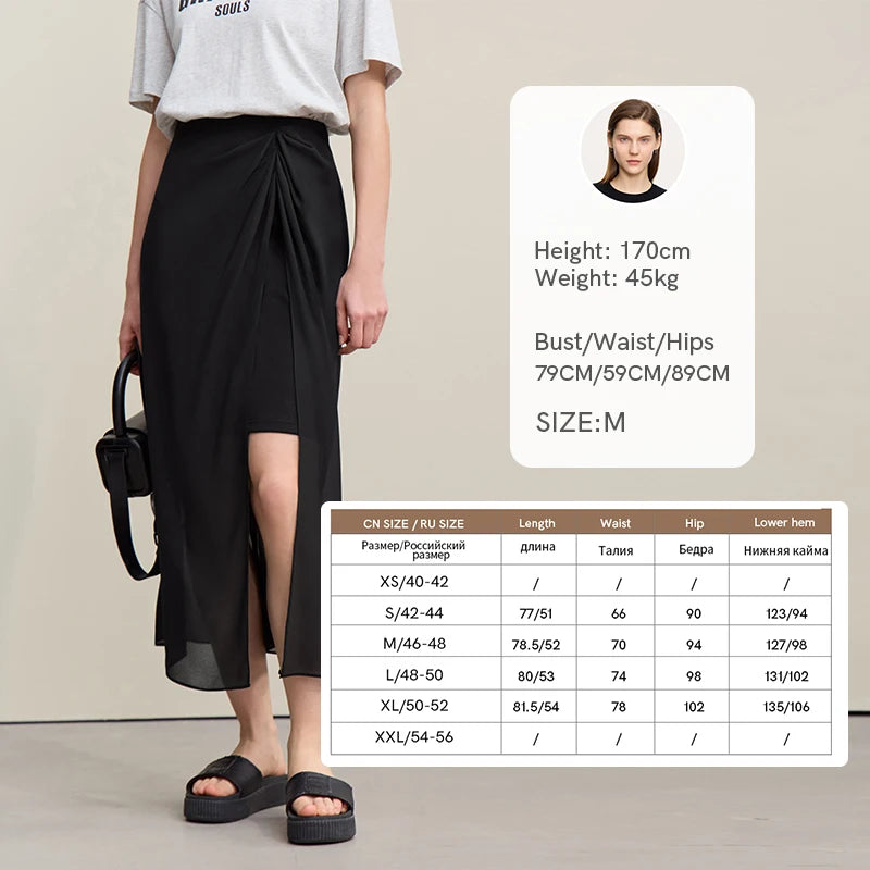 Schwarzer Chiffon-Midirock mit Seitenschlitz und drapierter Taille, Midi-Länge